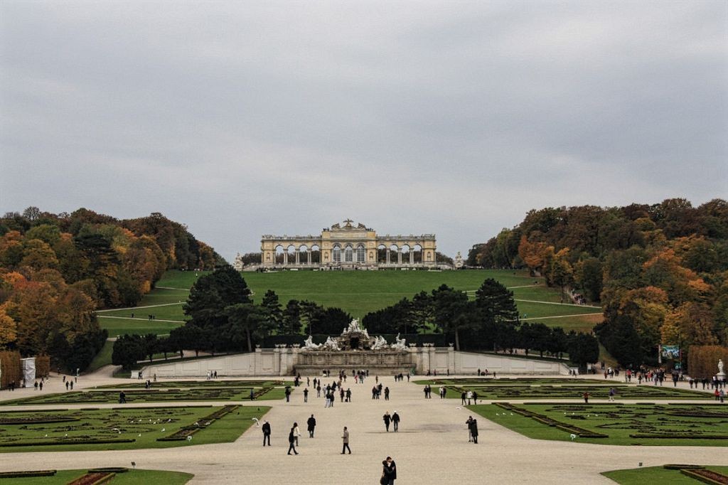 Schönbrunn_FLICKR_5203922113_5d3f2750b0_b_korr